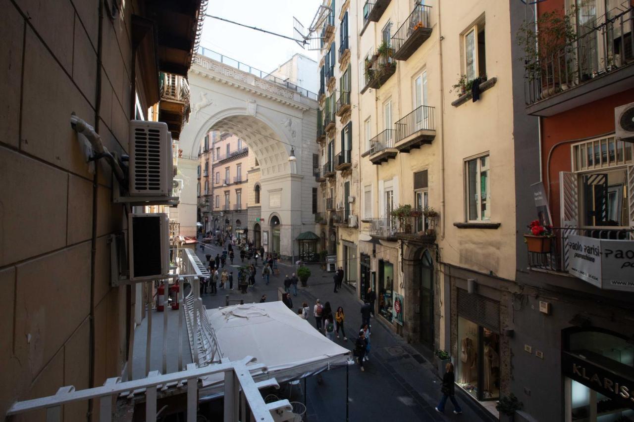 Privilege Chiaia By Dimorra Naples Extérieur photo