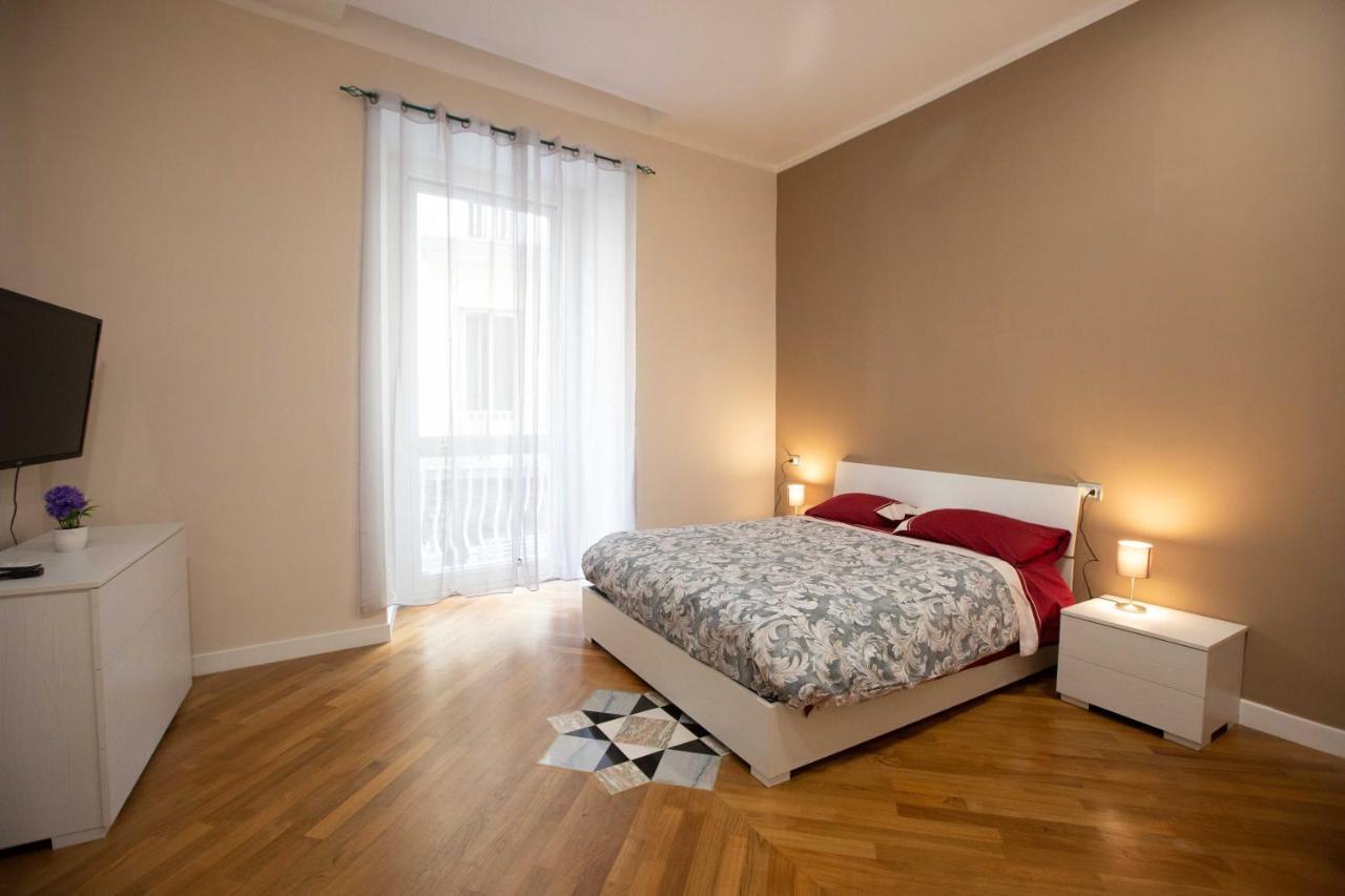 Privilege Chiaia By Dimorra Naples Extérieur photo