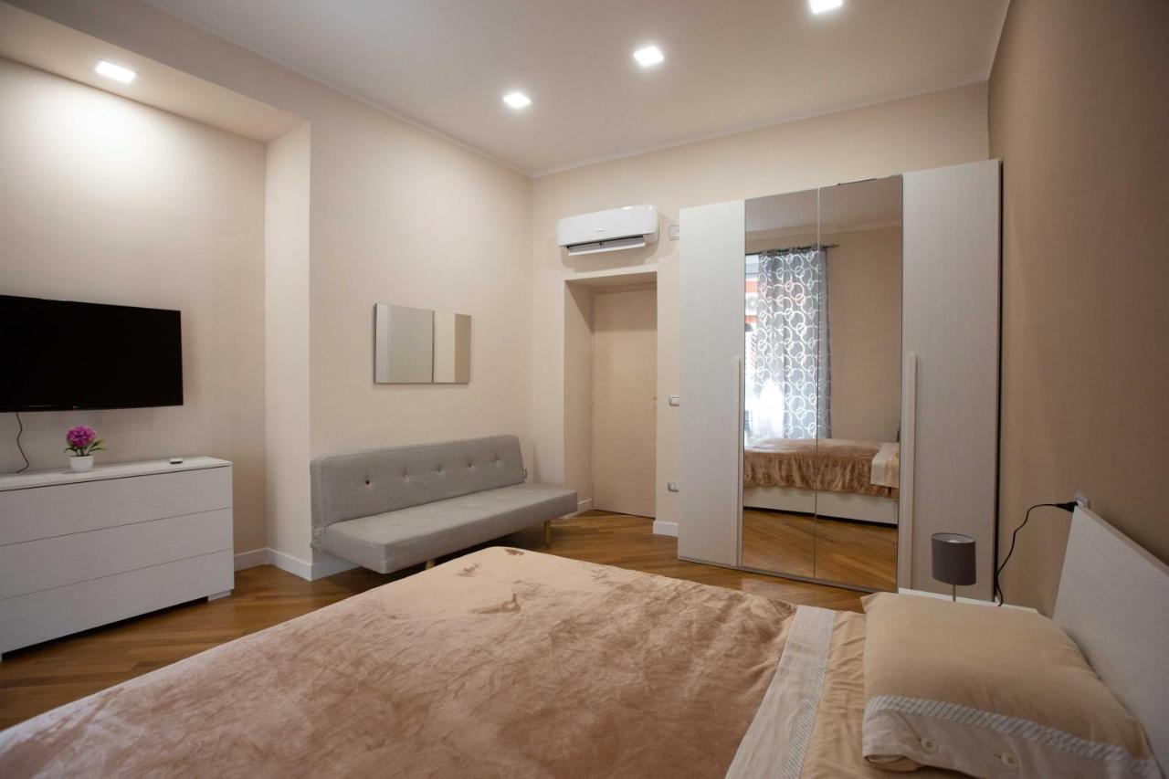 Privilege Chiaia By Dimorra Naples Extérieur photo
