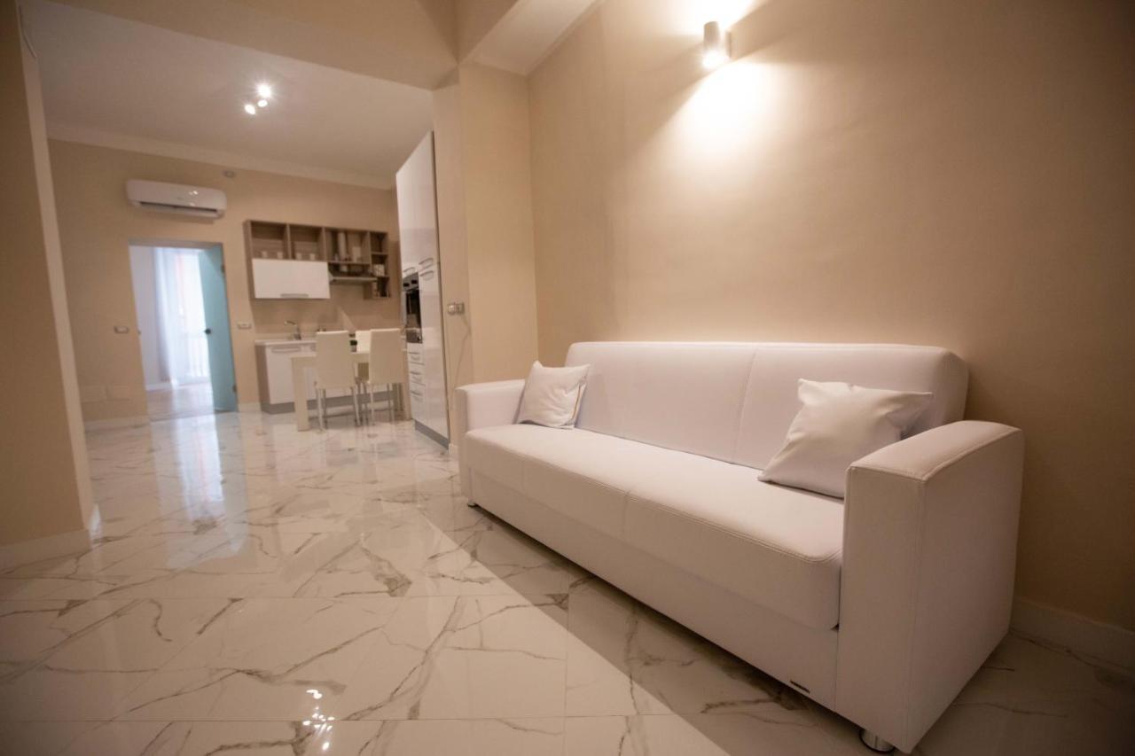 Privilege Chiaia By Dimorra Naples Extérieur photo