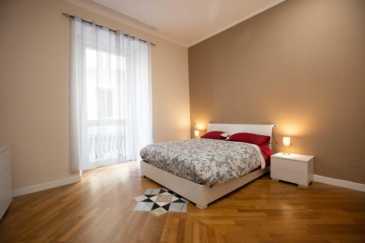 Privilege Chiaia By Dimorra Naples Extérieur photo