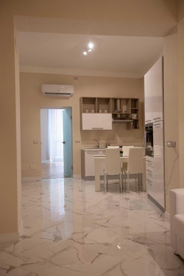 Privilege Chiaia By Dimorra Naples Extérieur photo