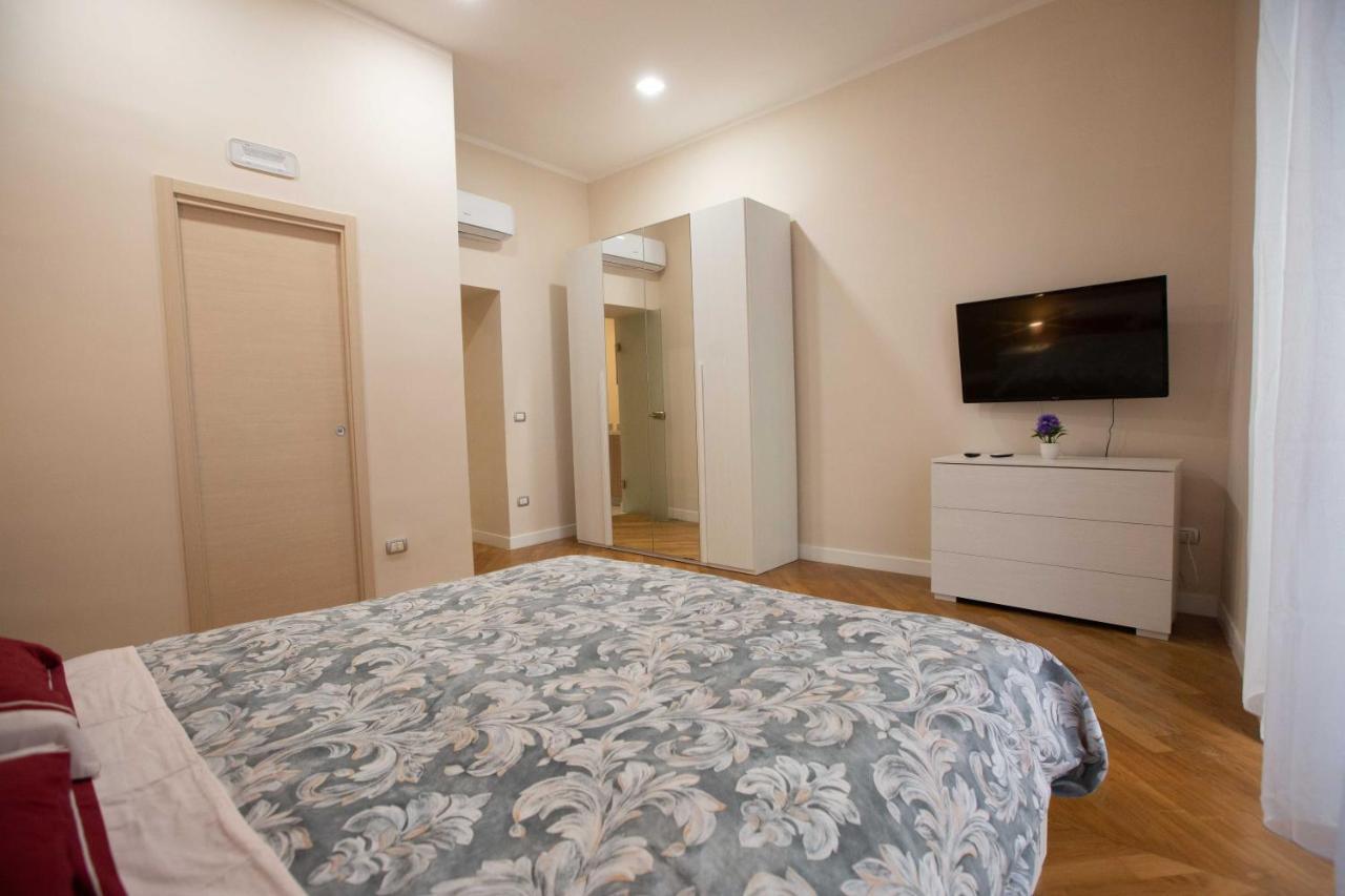 Privilege Chiaia By Dimorra Naples Extérieur photo